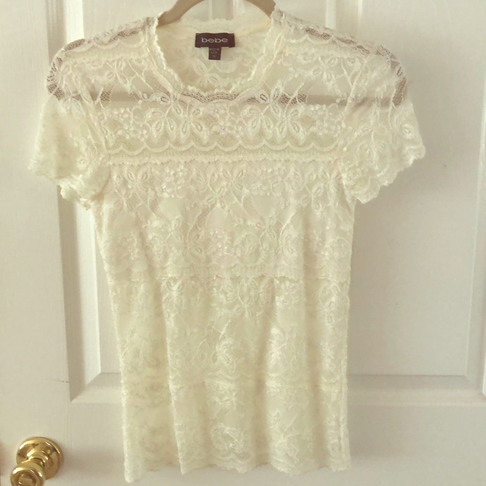 Beautiful Lace Top. EUC.